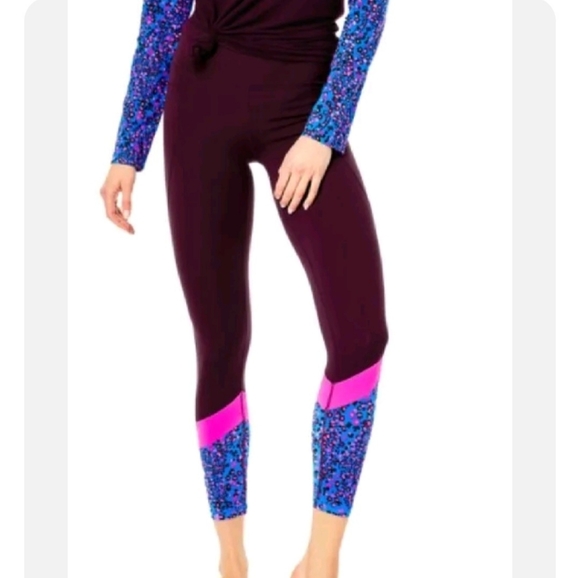 NWT Lilly Pulitzer Luxletic Weekender High Rise Size L,